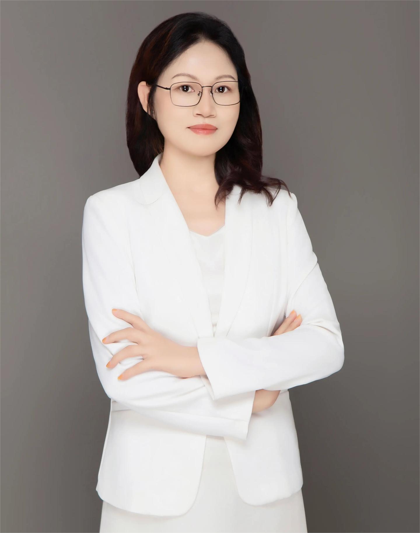 东莞南城律师事务所王素霞律师职业形象照